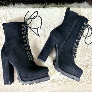 Heeled Combat Boots in Soft Suede - Black